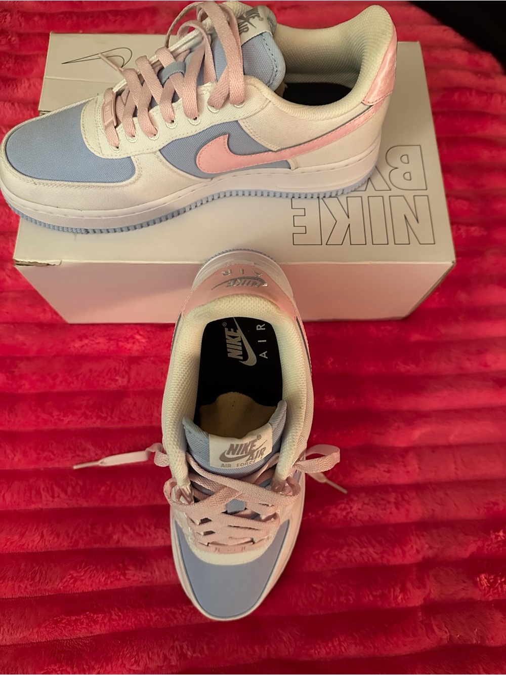 Nike Women's Low-Top Sneakers in Pale Pink & Light Blue - Picture 7 of 8
